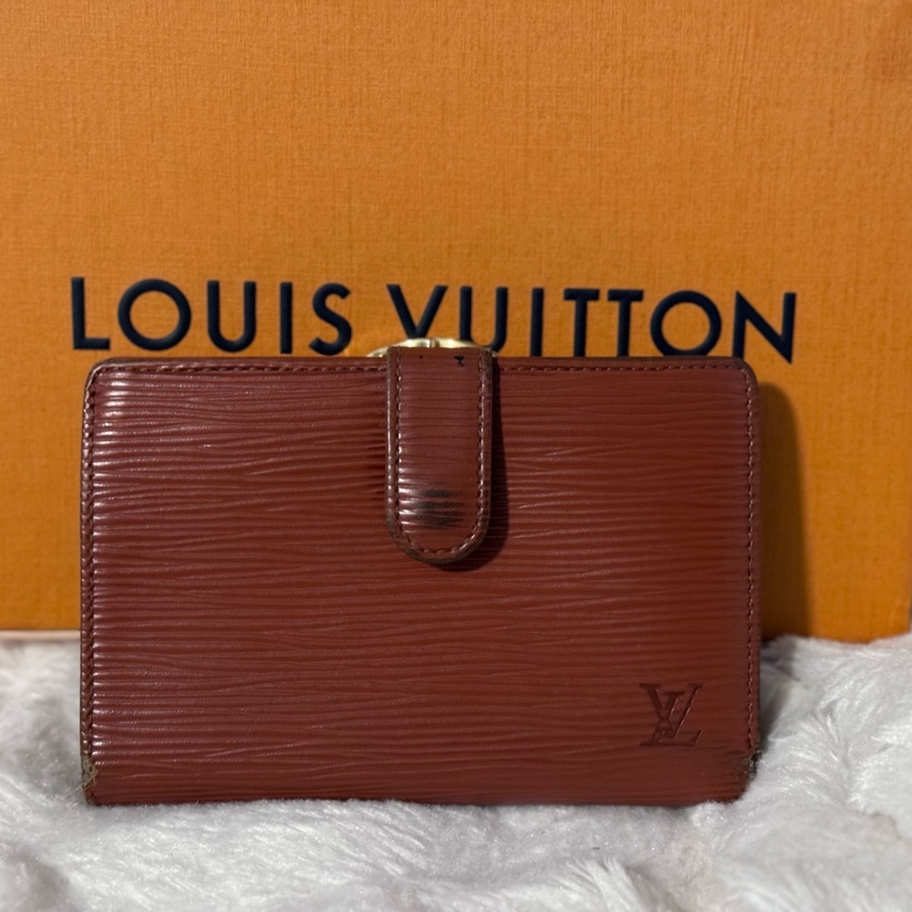 SOLD !!! LV  Epi Porte Monnaie Billets Viennois Wallet Orange
